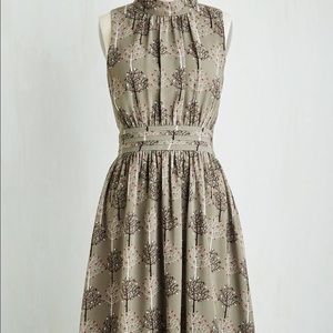 ModCloth “Windy City Dress” in Autumnal Grove - 1X
